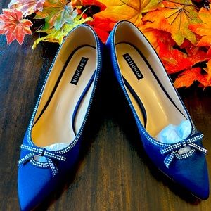 Size 9 ERIJUNOR Women Chunky Block Low Heels Closed Toe Rhinestones Navy Satin